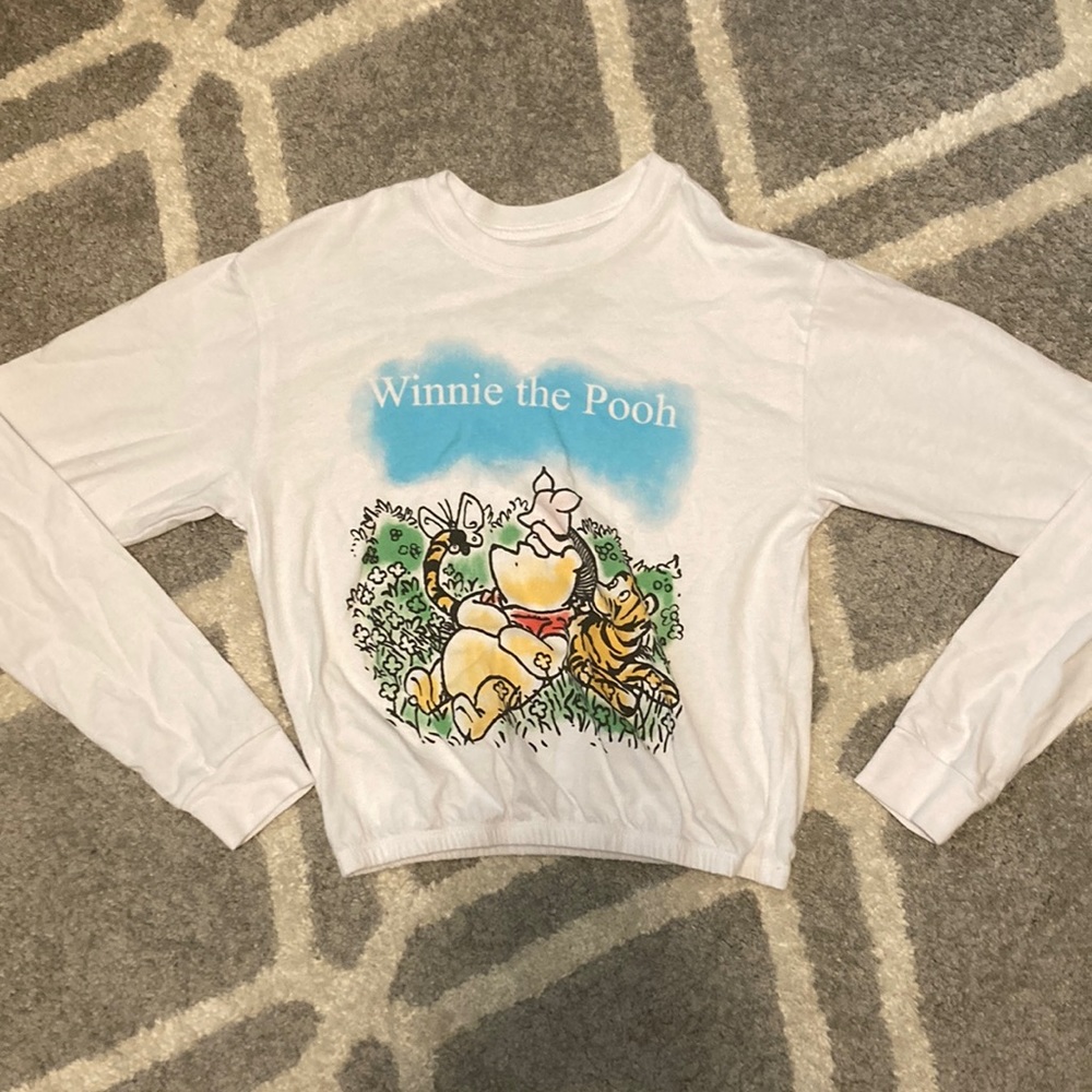 Women XS Disney Winnie the Pooh crop top